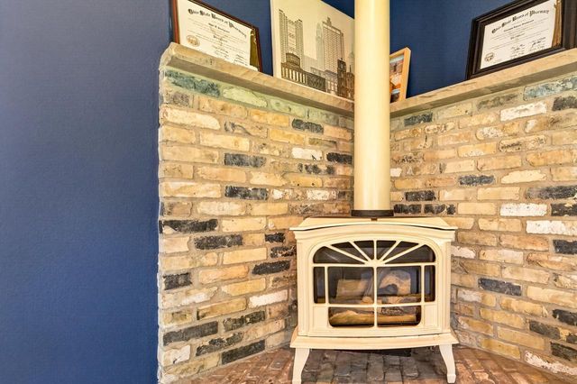 450 Charles Lane, Madison, WI 53711