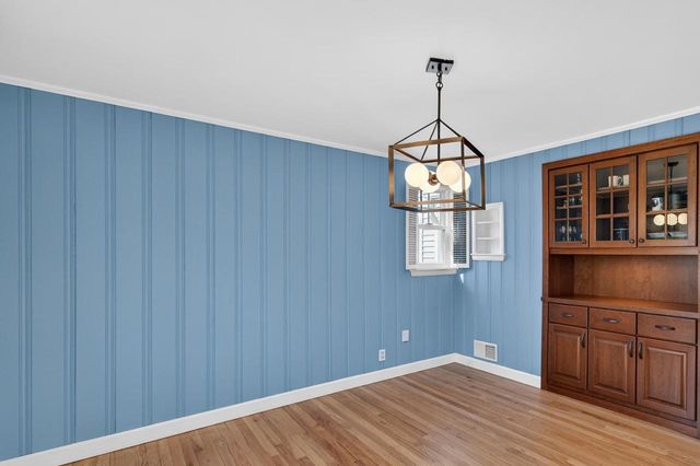 450 Charles Lane, Madison, WI 53711