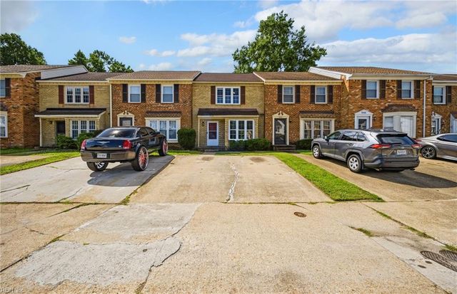 5589 Campus DR, Virginia Beach, VA 23462