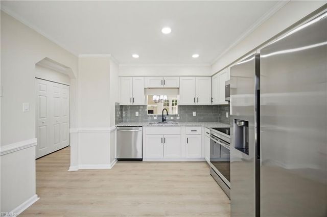 5589 Campus DR, Virginia Beach, VA 23462