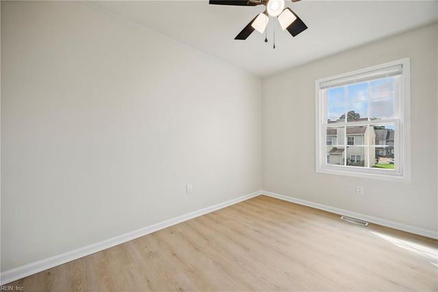 5589 Campus DR, Virginia Beach, VA 23462