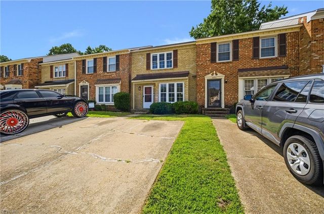 5589 Campus DR, Virginia Beach, VA 23462