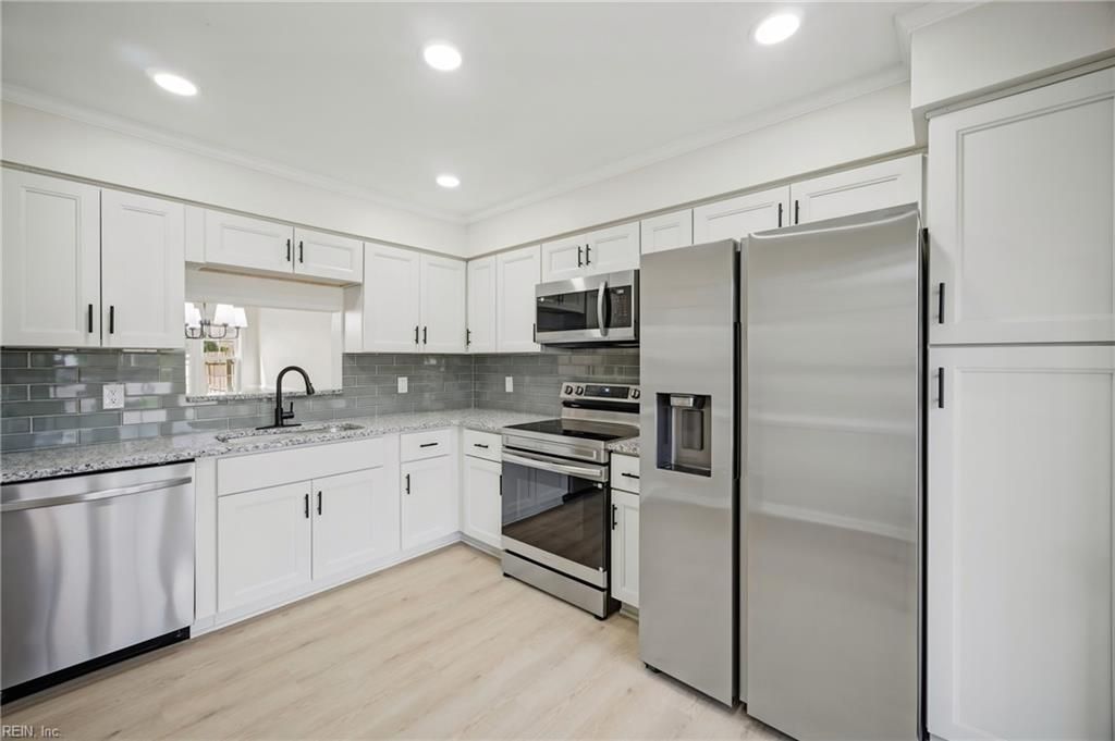 5589 Campus DR, Virginia Beach, VA 23462