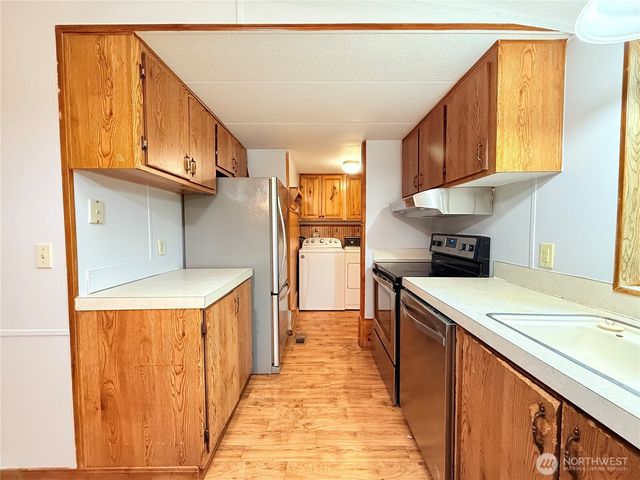 55509 310th Avenue Court E, Ashford, WA 98304