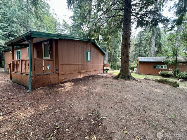 55509 310th Avenue Court E, Ashford, WA 98304