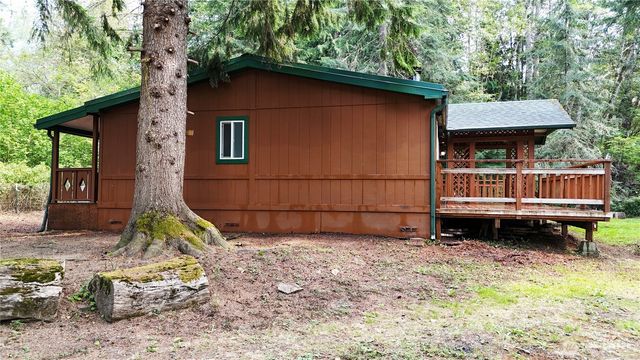 55509 310th Avenue Court E, Ashford, WA 98304