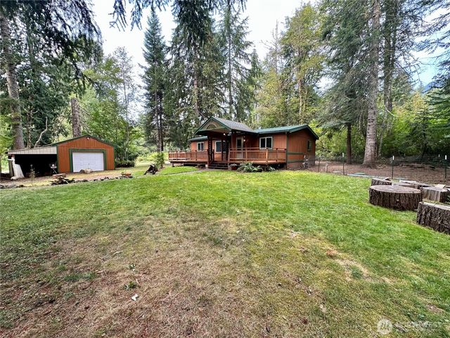 55509 310th Avenue Court E, Ashford, WA 98304