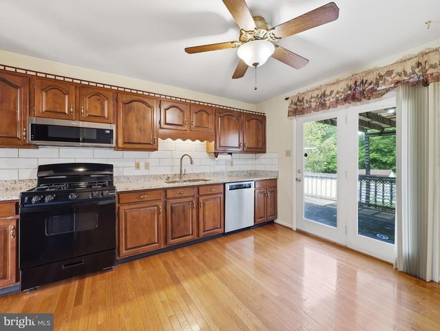 23 WHITTIER HTS, Hagerstown, MD 21742