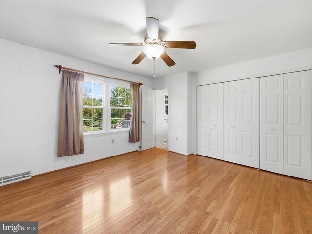 23 WHITTIER HTS, Hagerstown, MD 21742