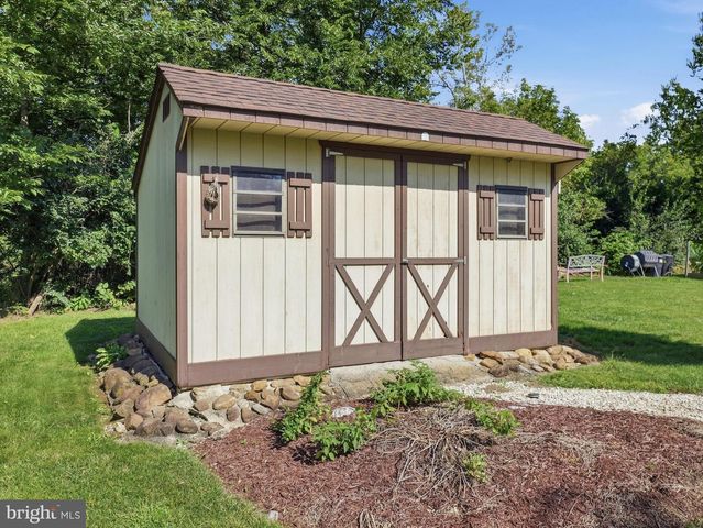 23 WHITTIER HTS, Hagerstown, MD 21742