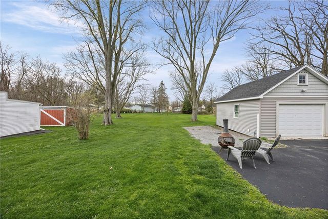 2165 Five Mile Line Road, Penfield, NY 14526