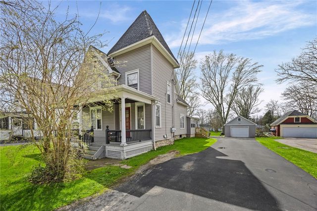 2165 Five Mile Line Road, Penfield, NY 14526