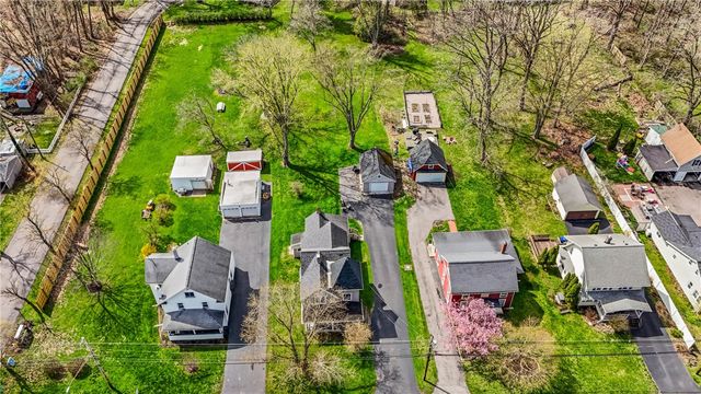 2165 Five Mile Line Road, Penfield, NY 14526