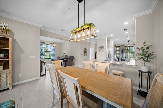 9441 Benvenuto CT 104, Naples, FL 34119