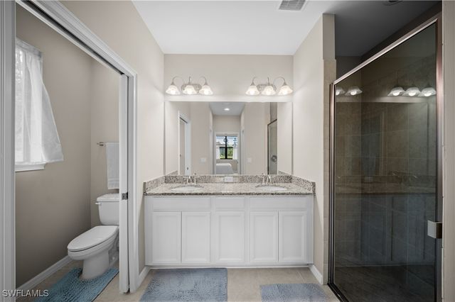 9441 Benvenuto CT 104, Naples, FL 34119