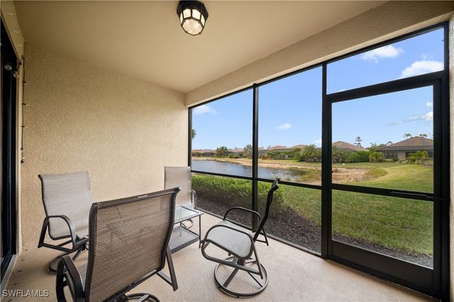 9441 Benvenuto CT 104, Naples, FL 34119