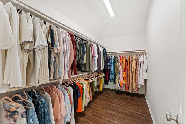 42 Bowie Bend Court, The Woodlands, TX 77385