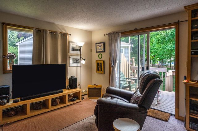 108 Morningside Commons, Brattleboro, VT 05301