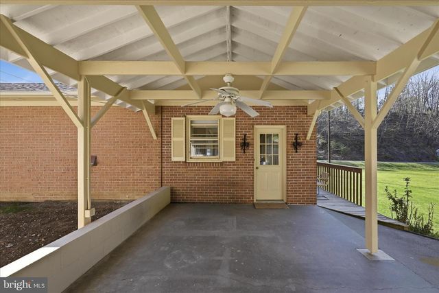 163 DICKS HOLLOW RD, Winchester, VA 22603