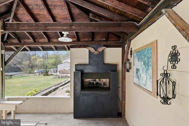 163 DICKS HOLLOW RD, Winchester, VA 22603
