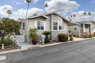 2280 E Valley Parkway 4, Escondido, CA 92027