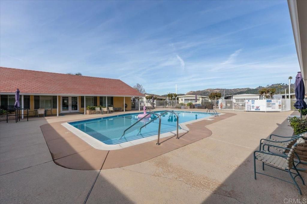 Image 30 of property listing at 2280 E Valley Parkway 4, Escondido, CA 92027