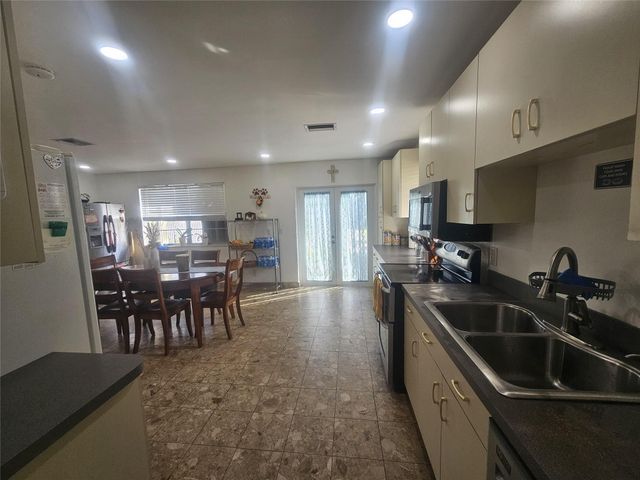 8040 SW 19th Court 0, Davie, FL 33324