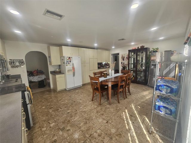 8040 SW 19th Court 0, Davie, FL 33324