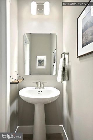 289 BURD COLEMAN RD, Cornwall, PA 17042