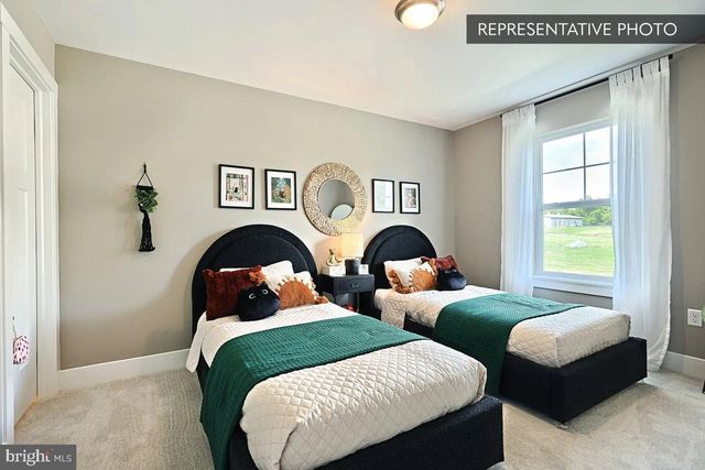 289 BURD COLEMAN RD, Cornwall, PA 17042