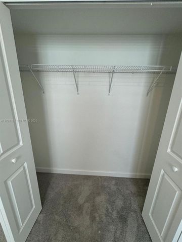 724 SE 13th St Cir ., Homestead, FL 33034