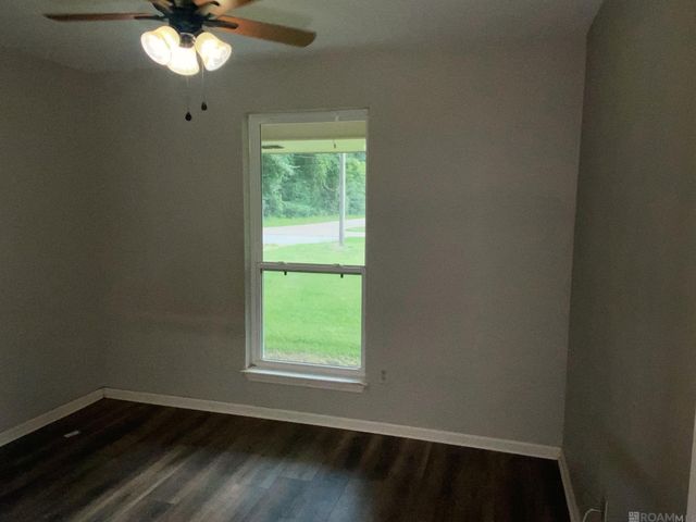 1722 Kennon Dr, Baker, LA 70714