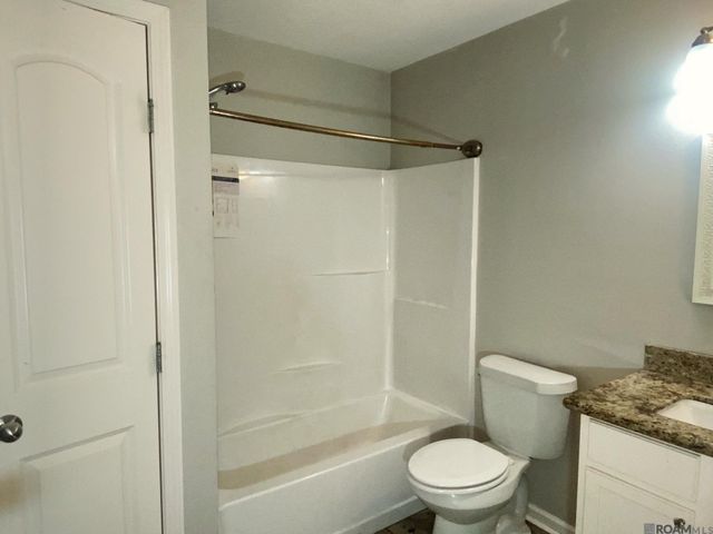 1722 Kennon Dr, Baker, LA 70714