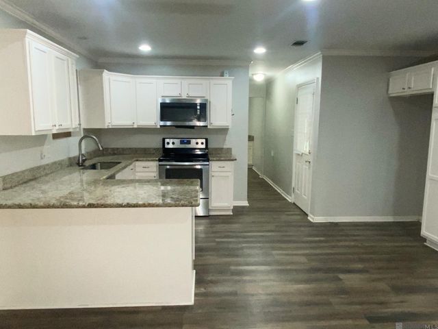 1722 Kennon Dr, Baker, LA 70714