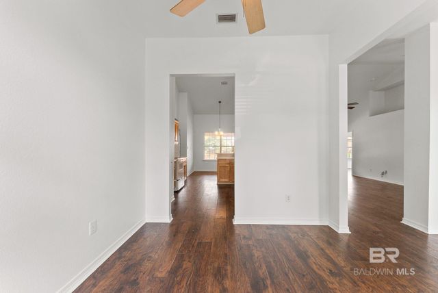 25465 Lakeland Drive, Loxley, AL 36551
