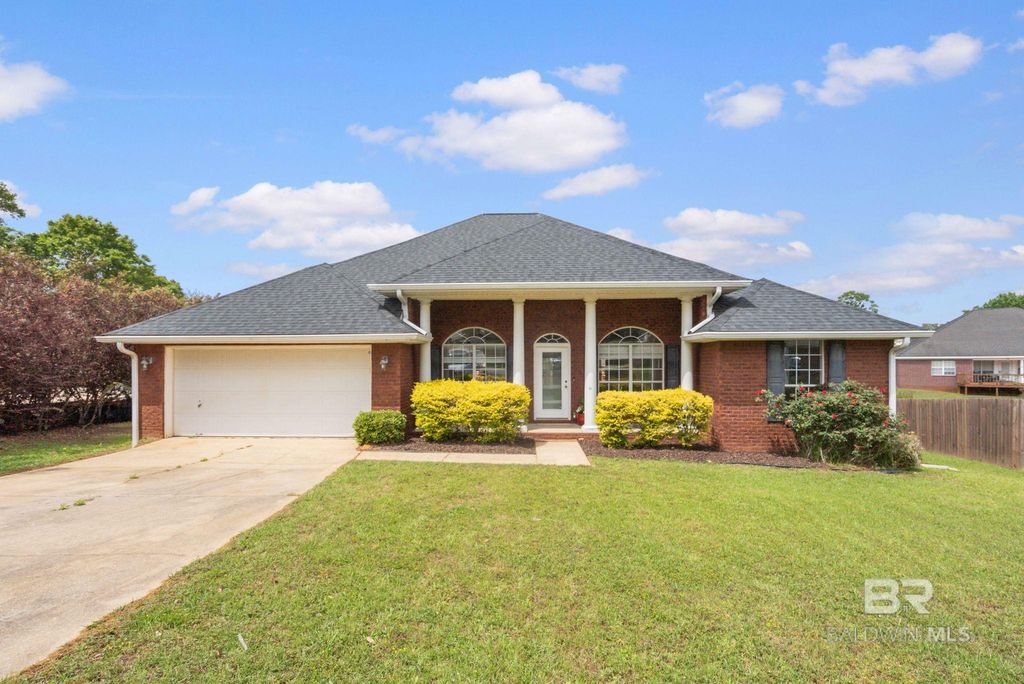25465 Lakeland Drive, Loxley, AL 36551