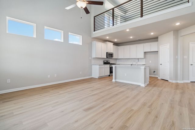 198 JOSH LN, San Antonio, TX 78253