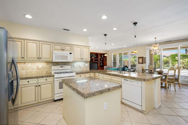 81650 Prism Drive, La Quinta, CA 92253