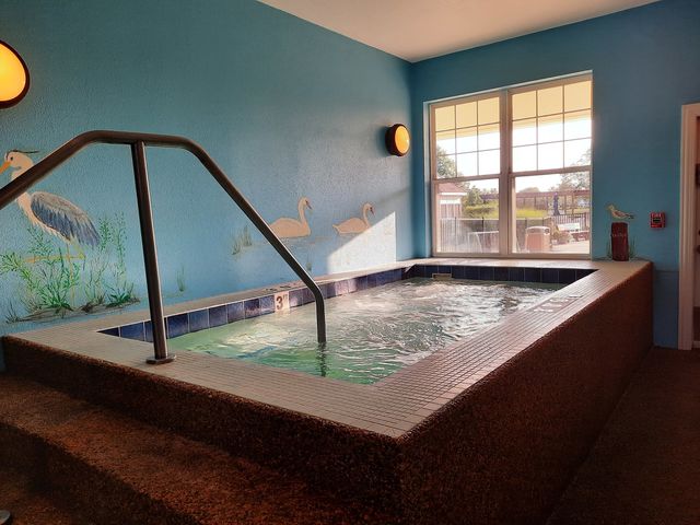 16613 Buckner Pond Way, Crest Hill, IL 60403