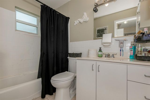 4065 SW 51st Street, Dania Beach, FL 33314