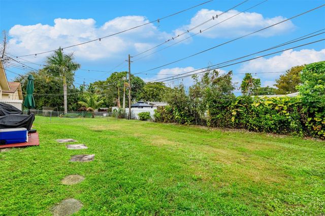 4065 SW 51st Street, Dania Beach, FL 33314