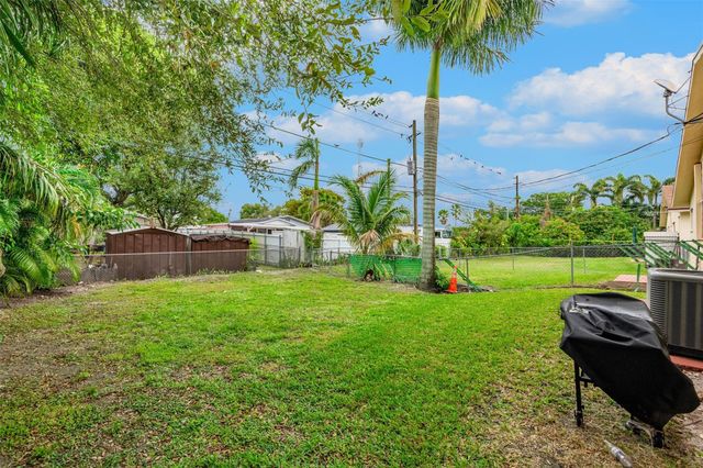 4065 SW 51st Street, Dania Beach, FL 33314