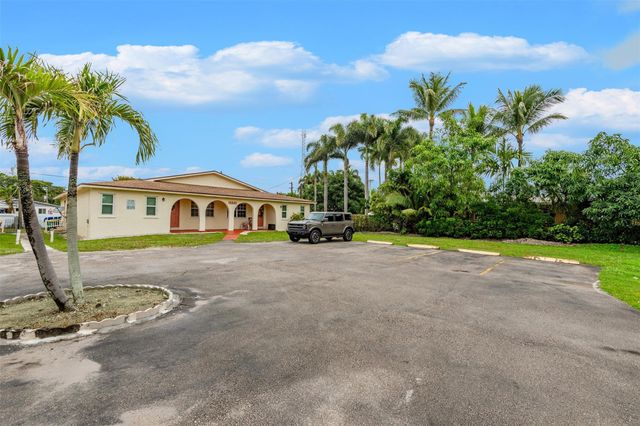 4065 SW 51st Street, Dania Beach, FL 33314