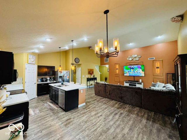 4223 Abigail Way, Indianapolis, IN 46239