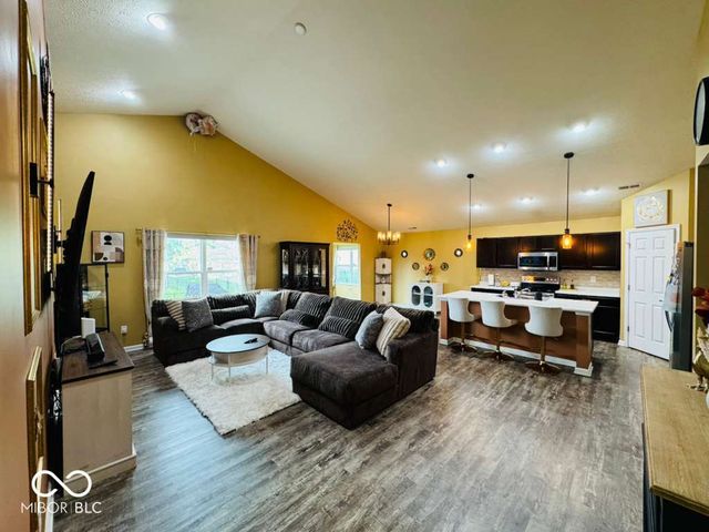 4223 Abigail Way, Indianapolis, IN 46239