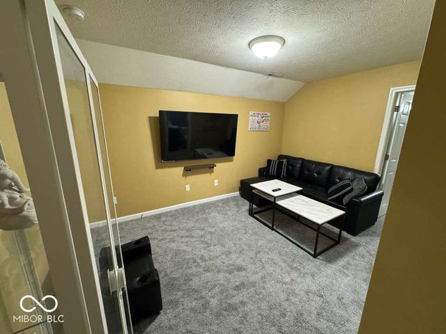 4223 Abigail Way, Indianapolis, IN 46239