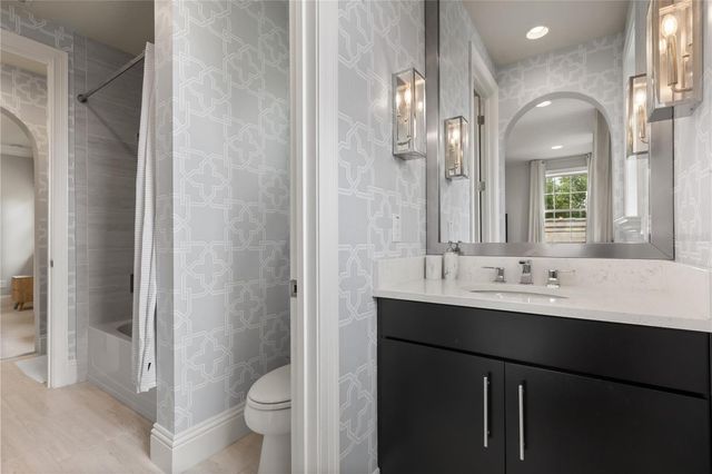 16893 BROADWATER AVENUE, Winter Garden, FL 34787