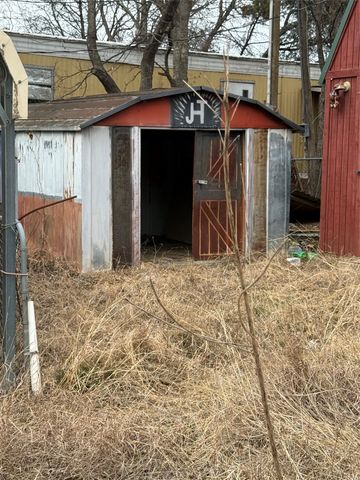 125 1st Street, Whitney, TX 76692