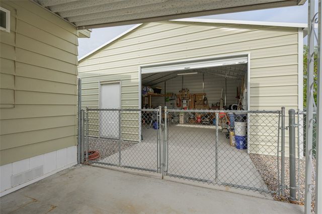 587 Citrus Street, Bullhead City, AZ 86442