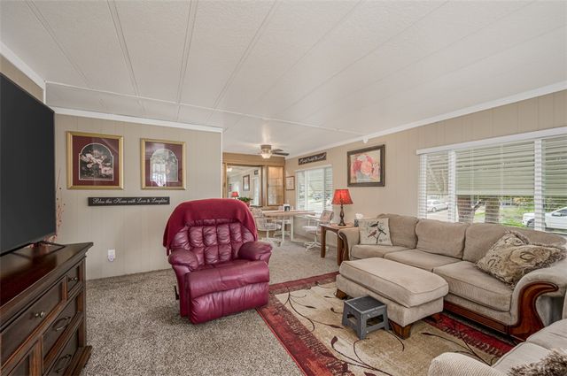 587 Citrus Street, Bullhead City, AZ 86442